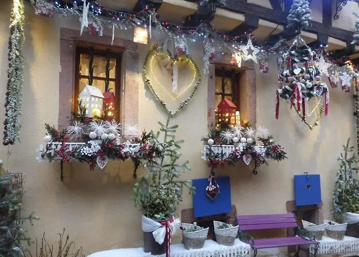 アパート Easycolmar